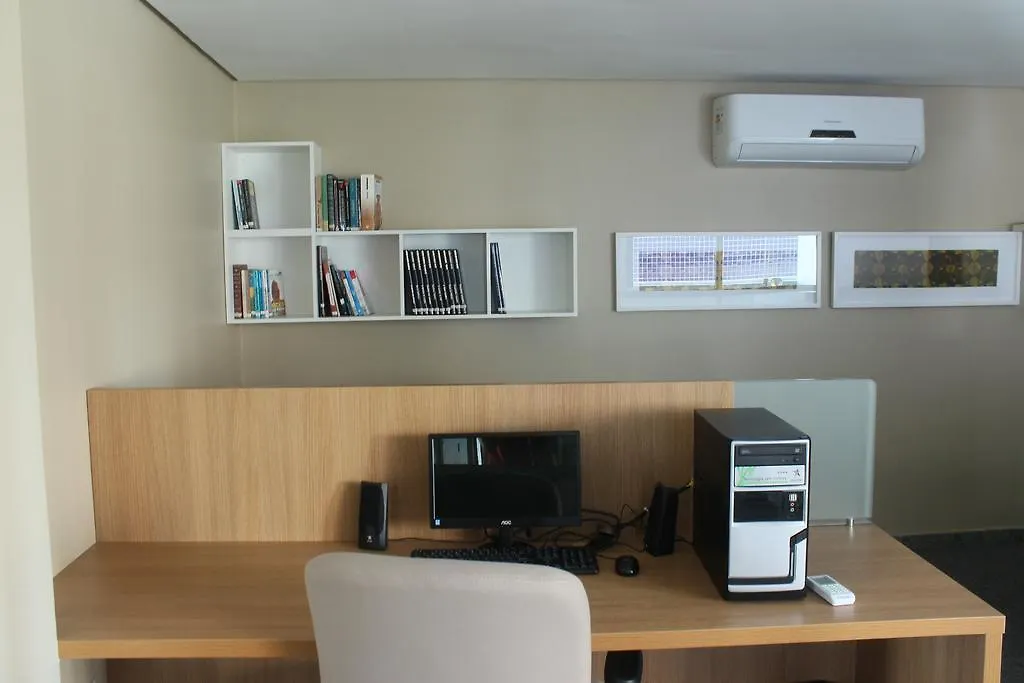 Apartamento 17º Andar Beira Mar Com 2 Quartos Fortaleza  Brasil